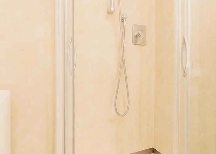 شقة 5 Pers Parking Wifi Ac